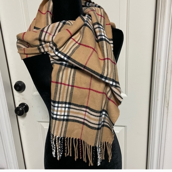Classic Plaid Scarf Made in Germany - Picture 1 of 5